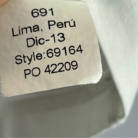 Lilly Pulitzer White Blouse with Three-Quarter Sleeves Size Small - Picture 9 of 10